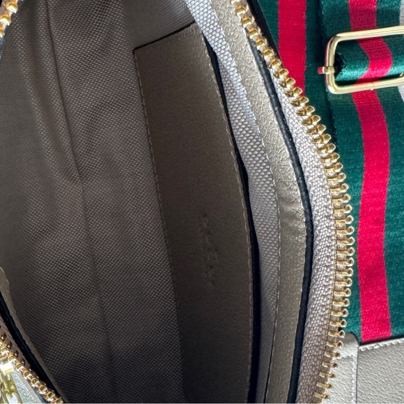 Gucci Beige Monogram Shoulder Bag with Green & Red Web Strap - Picture 6 of 9